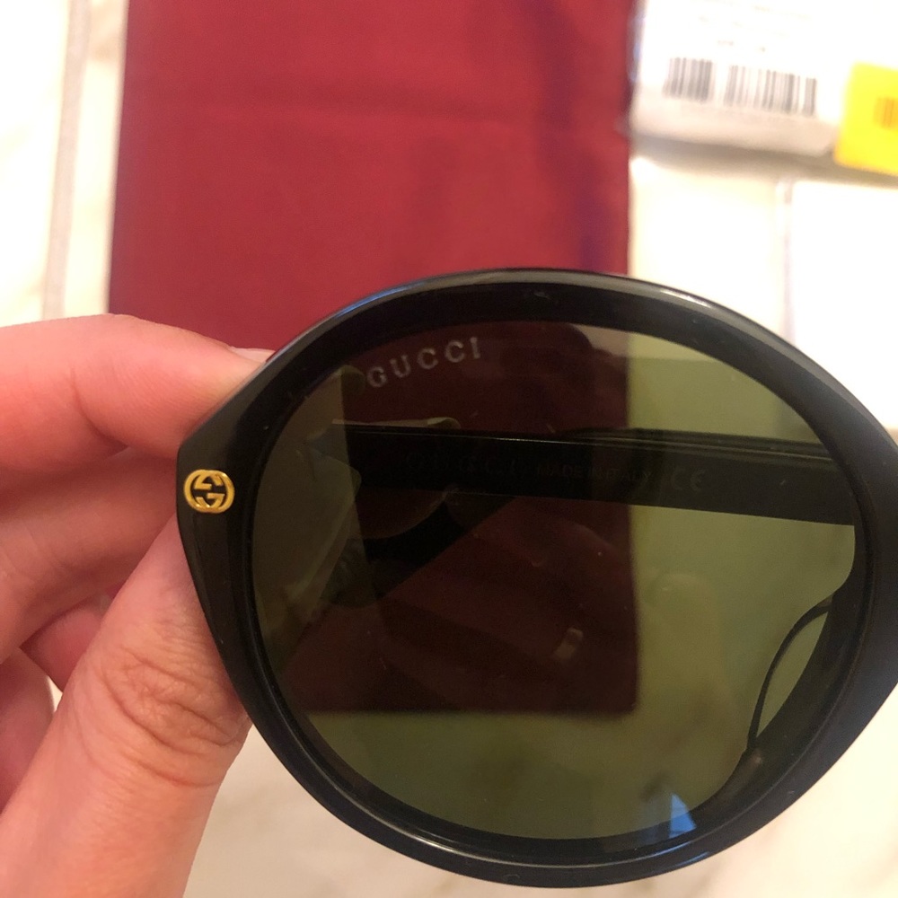 🔥NEW BLOGGERS CHOICE GUCCI SUNGLASSES 🔥 - Picture 3 of 8